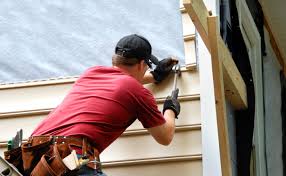 Best Vinyl Siding Installation  in Huntington, VA